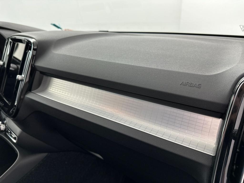 Volvo XC40 t4 211pk recharge inscription exp| navi| climate| camera| dab+|