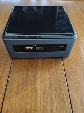 Nuc7cjyhn2 mini pc 8 gb 120 gb