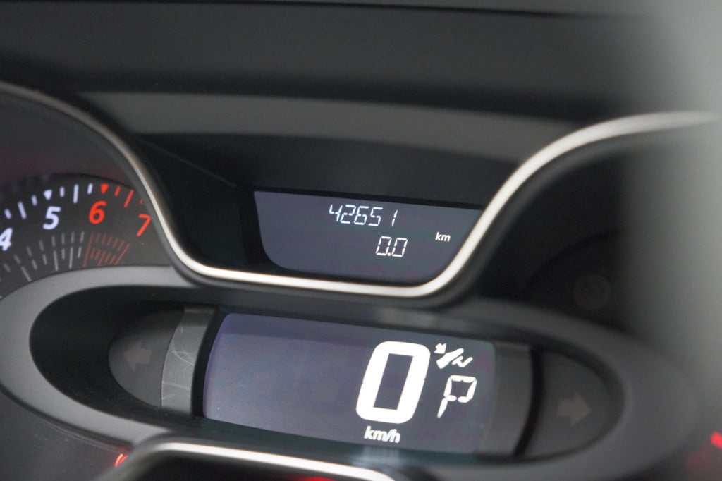 Renault Captur tce 120 intens | camera | dodehoekdetectie | navigatie | sto