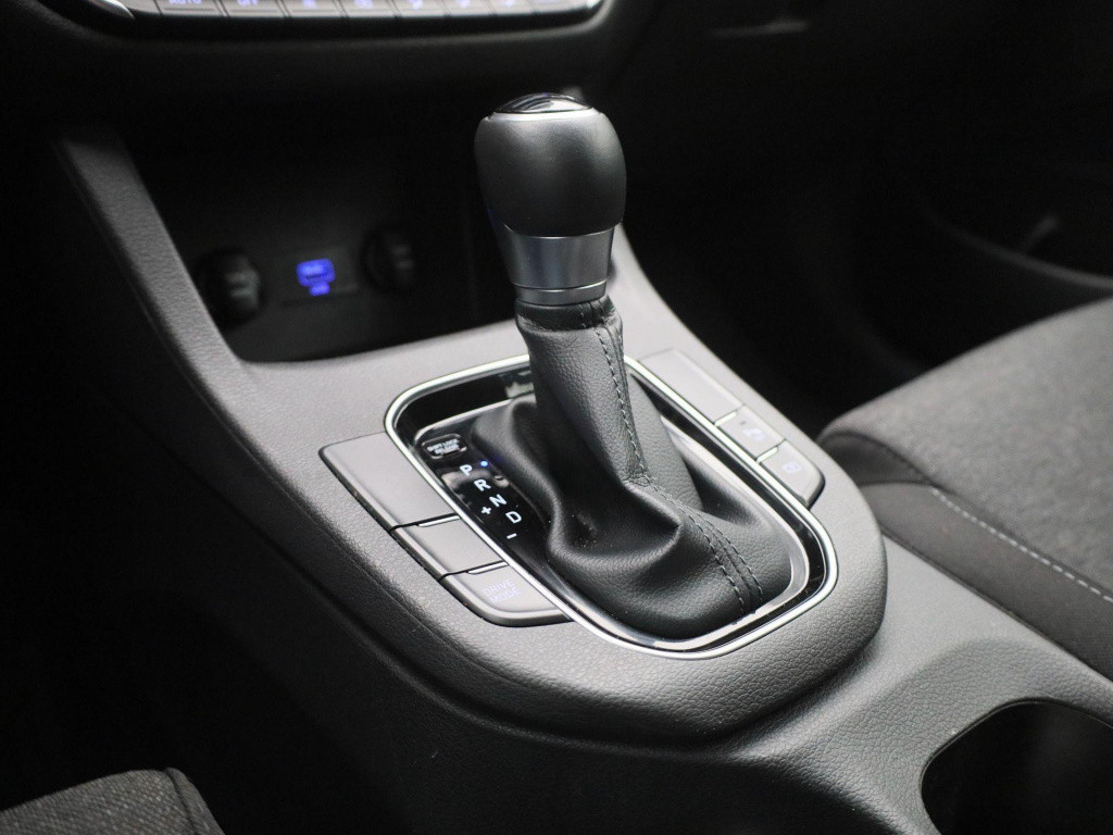 Hyundai I 30 wagon 1.5 t-gdi techno | navigatie | apple carplay / android a