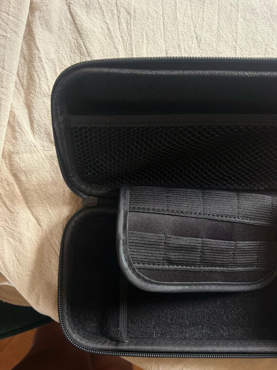 Nintendo Switch compleet met opberghoes
