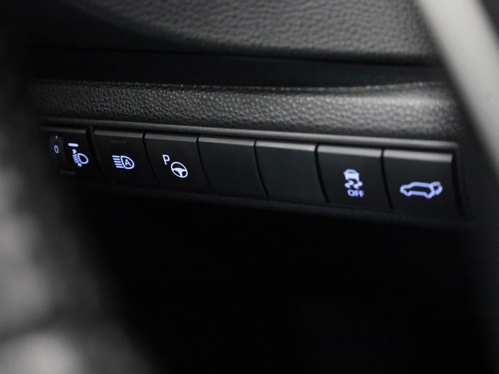 Toyota Corolla Touring Sports 1.8 hybrid executive | automaat | stoel verwa