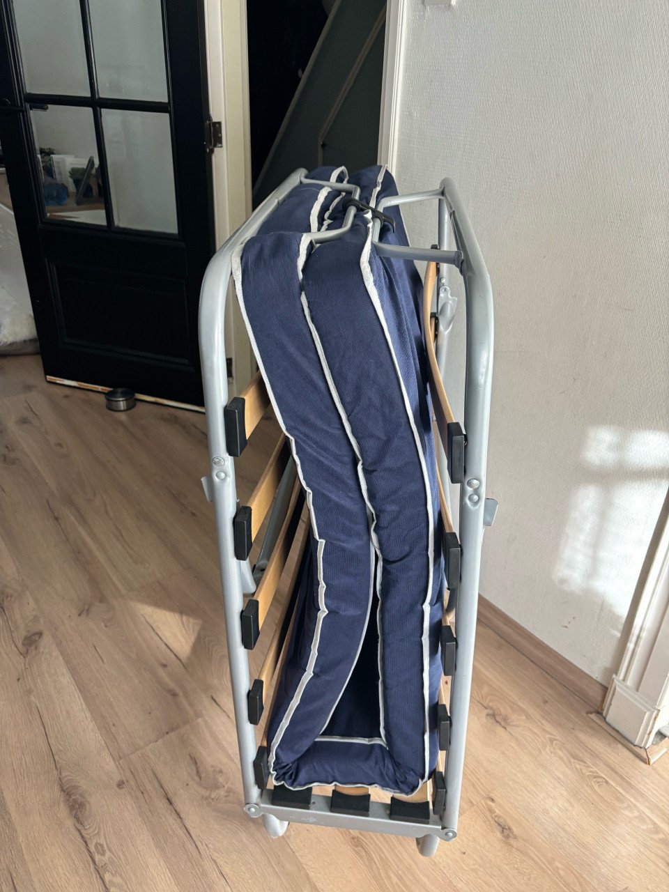Logeerbed. 2x gebruikt
