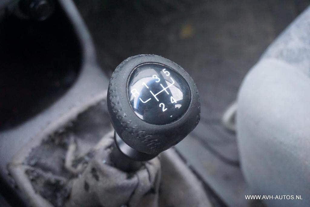 Daewoo Lacetti 1.6-16v style