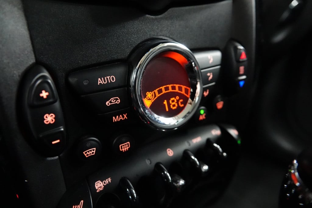 Mini Countryman mini 1.6 cooper chili | pdc | drive select | stoelverw. |