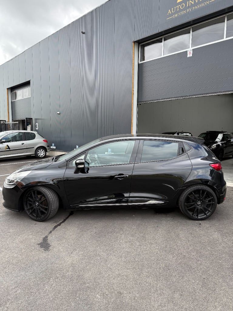 Renault Clio 0.9 - sportief - full option!