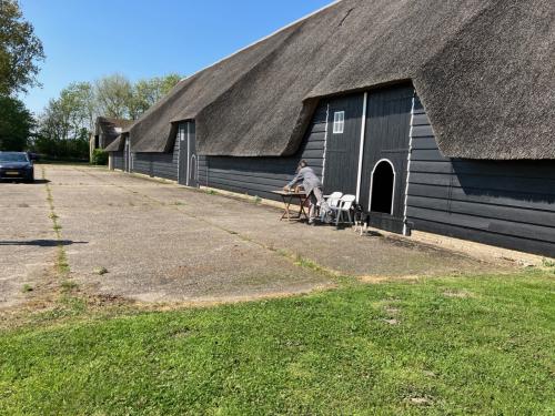 Eindje fietsen en picknicken in monumentale schuur ?