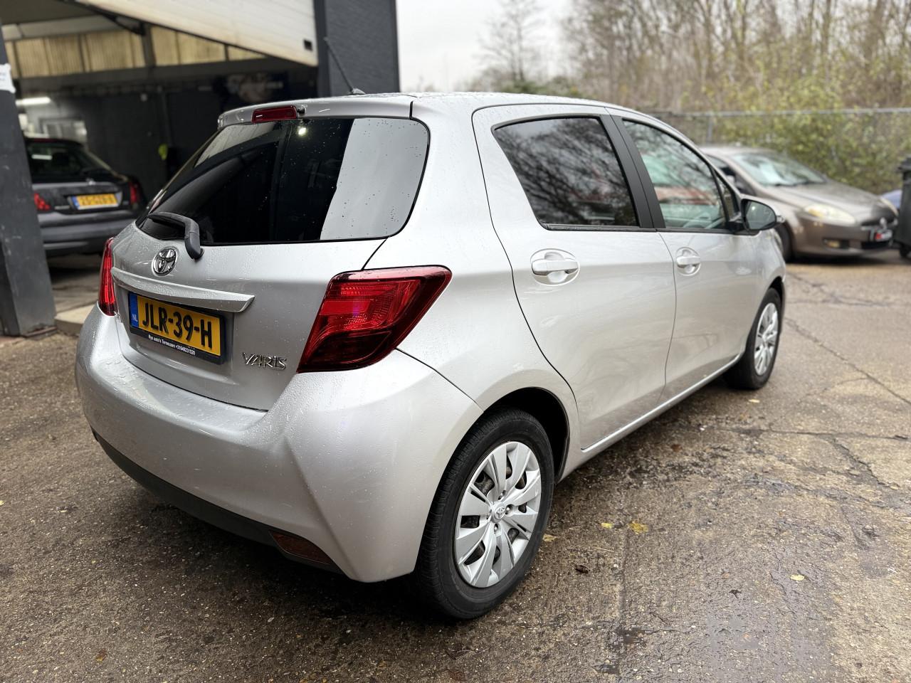 Toyota Yaris 1.3 VVTI 2016 BENZINE|AIRCO|APK