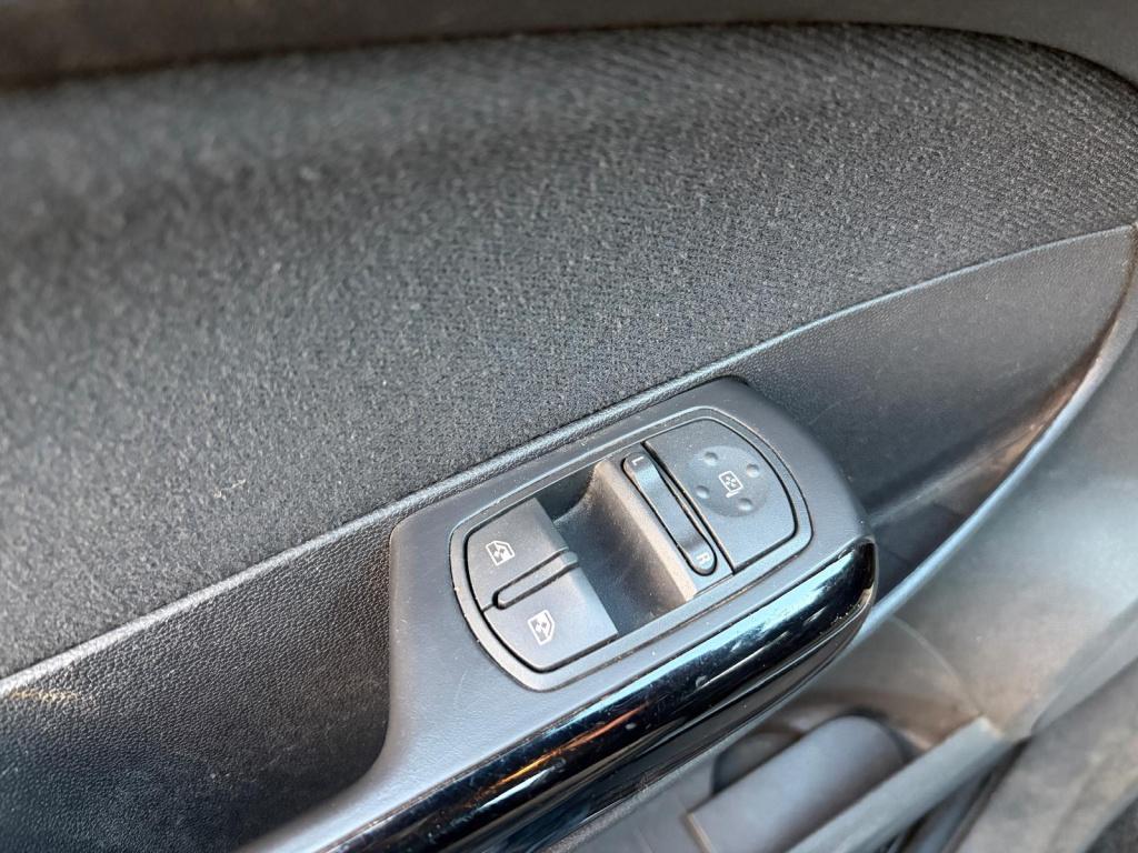 Opel Corsa 1.4-16v '111' edition