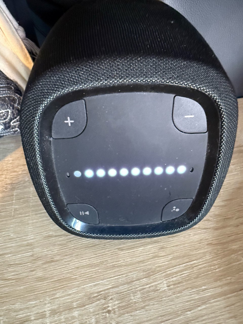 Polk speaker (google)