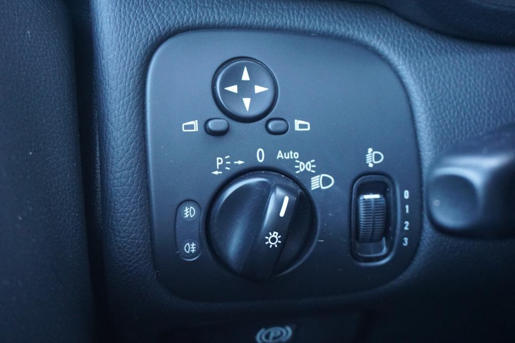 Mercedes-Benz C-Klasse sportcoupé 180 k. automaat - airco / cruise / elektr