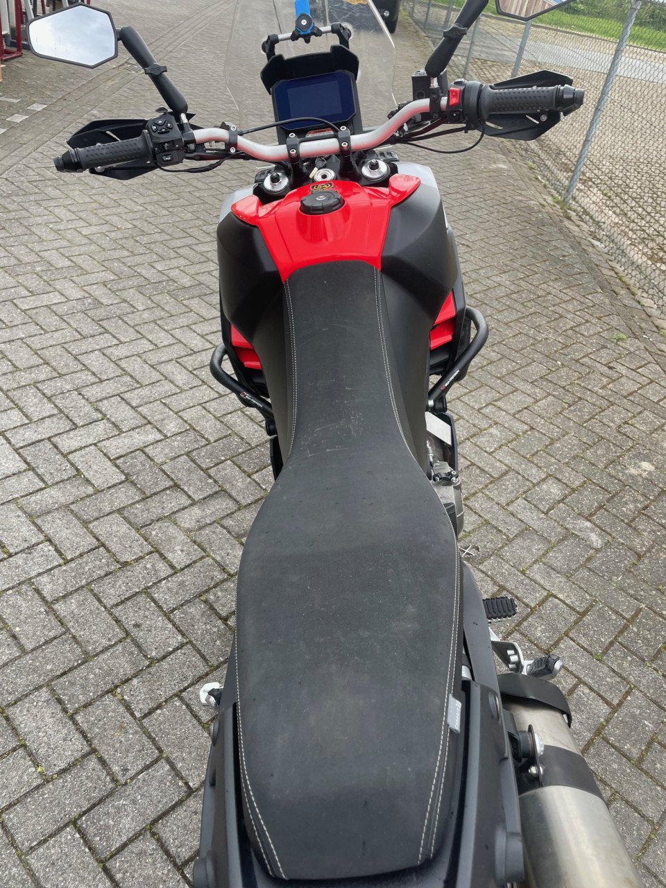 Aprilia Tuareg 660