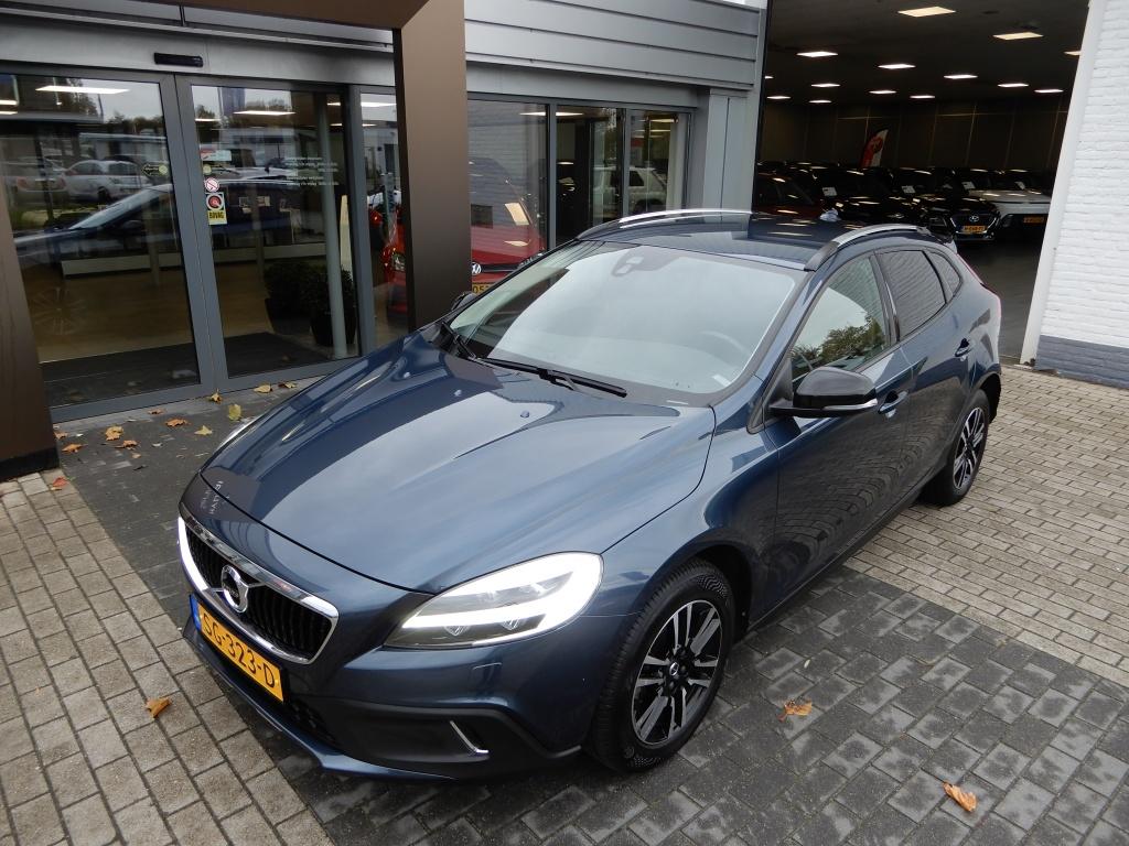 Volvo V40 cross country 1.5 t3 nordic+ | nl auto | lage km stand | dealer o