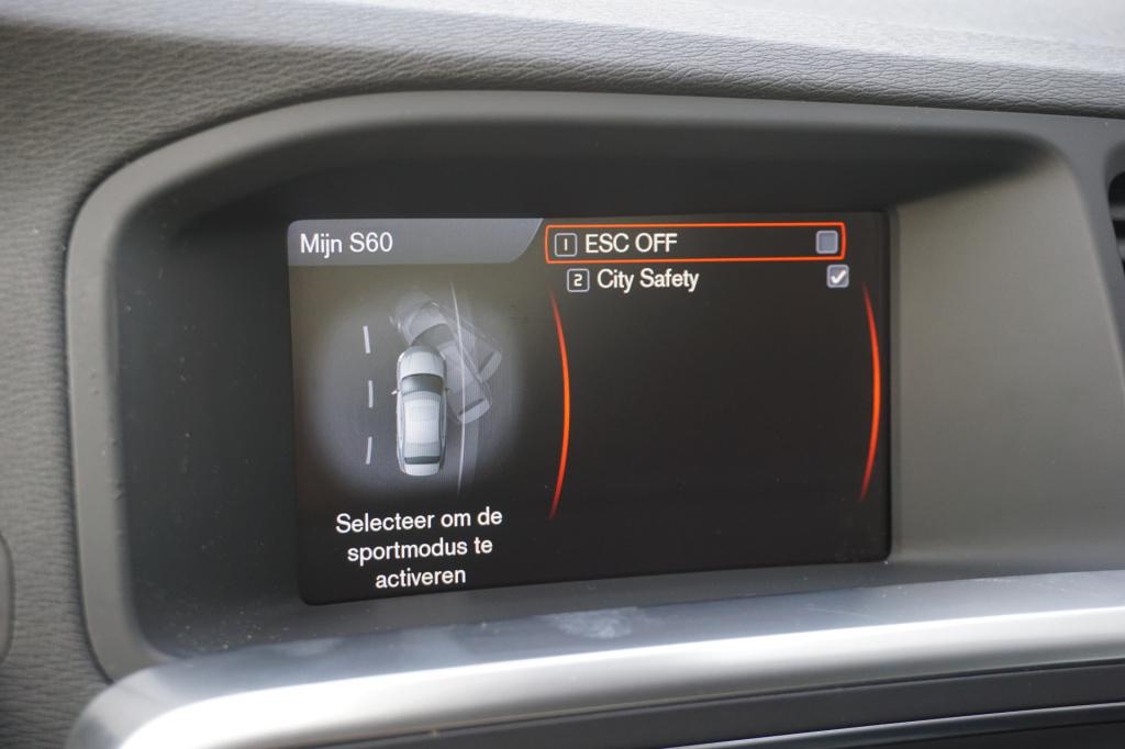 Volvo S60 1.6 t4 momentum automaat - climate / navi / cruise / parkeers. / 