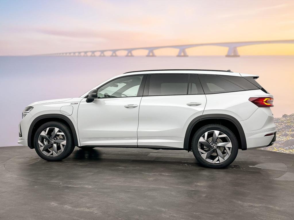 Skoda Kodiaq sportline business 1.5 tsi phev 150 kw / 204 pk su