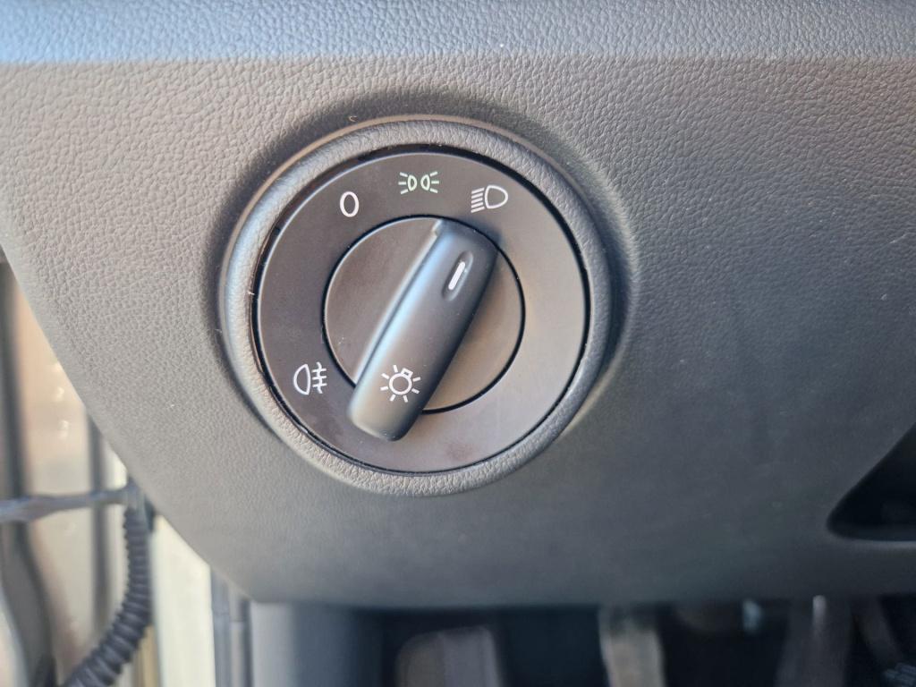 Volkswagen UP! 1.0 | lane assist | airco | bluetooth | dab | elektr. ramen