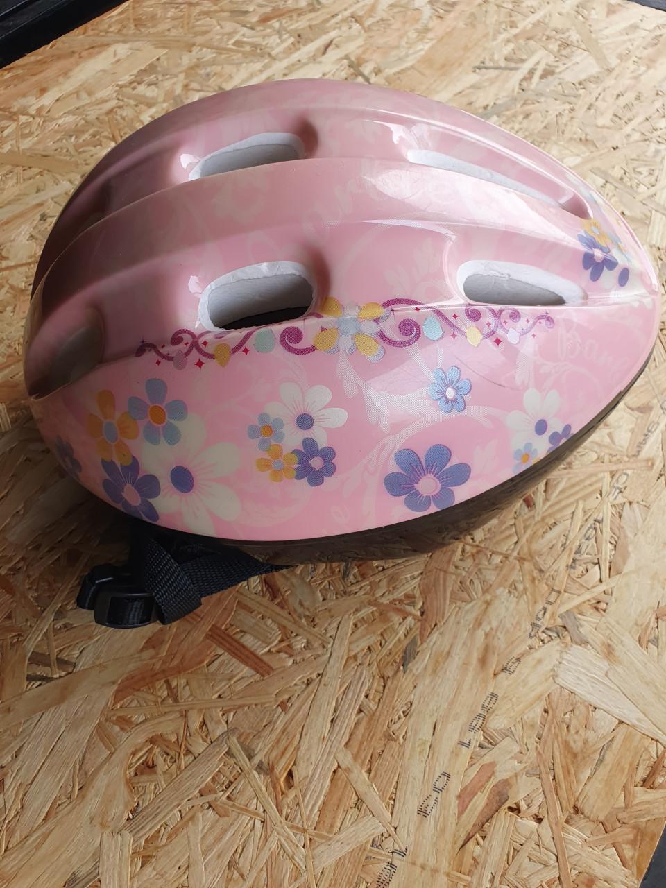 Kinder fietshelm 1x jongens en 1x meisjes