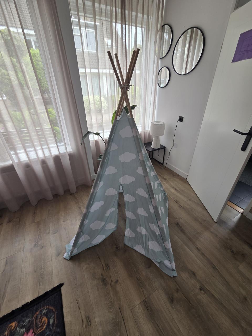 Slaapkamer tipi tentjes