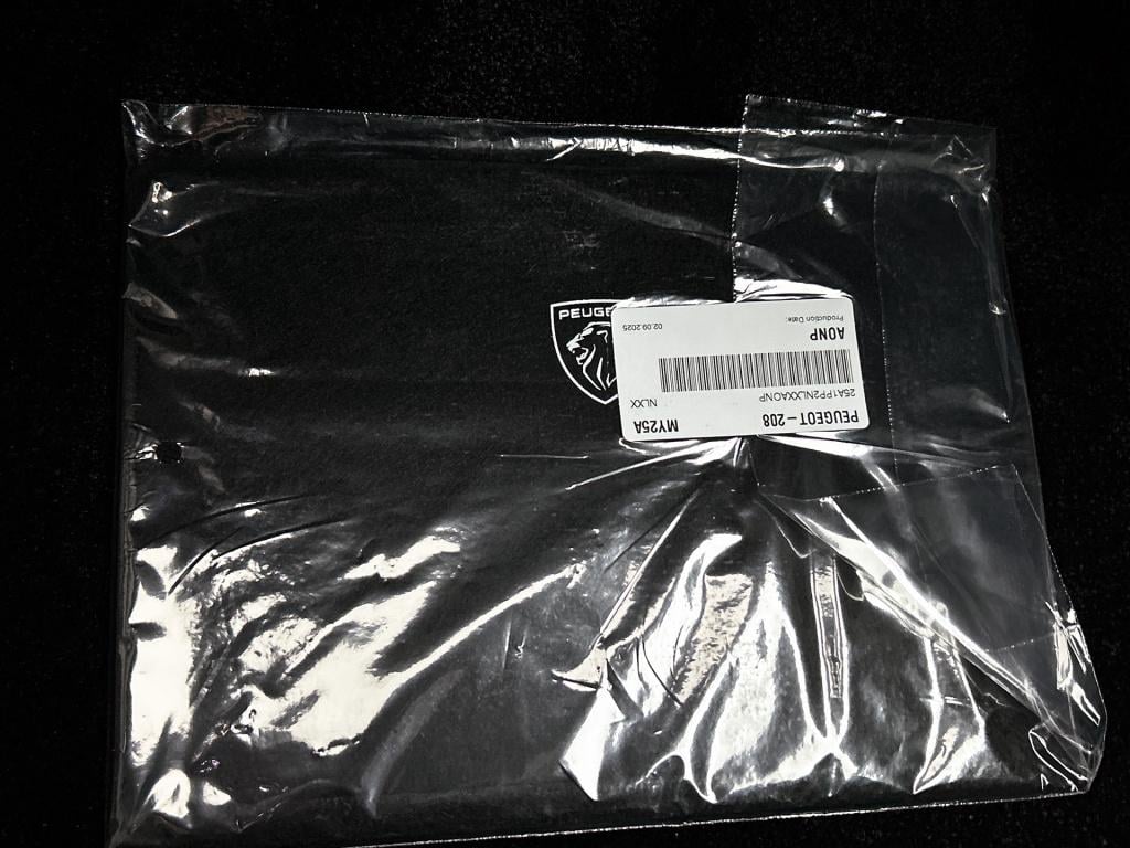 Peugeot 208 hybrid 110 pk automaat gt | rijklaar | adaptive cruise | icockp