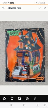 Lemax Witches bungalow