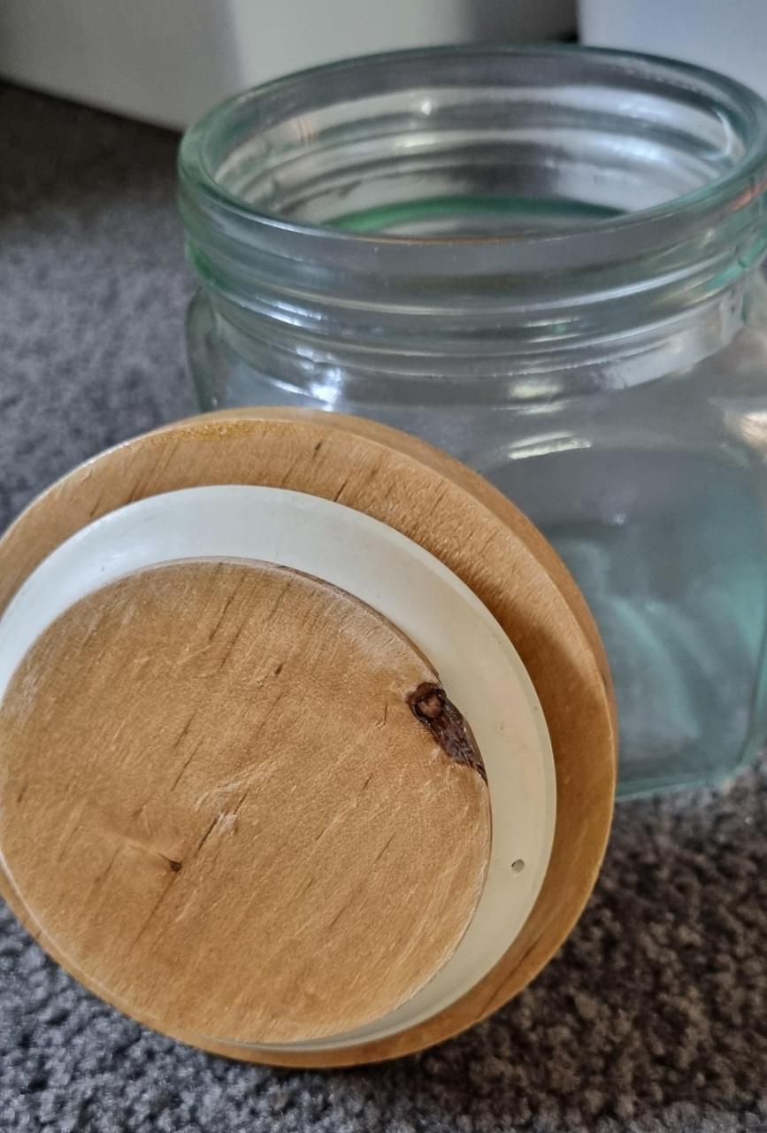 SNOEPJES-/KRUIDENPOTTEN