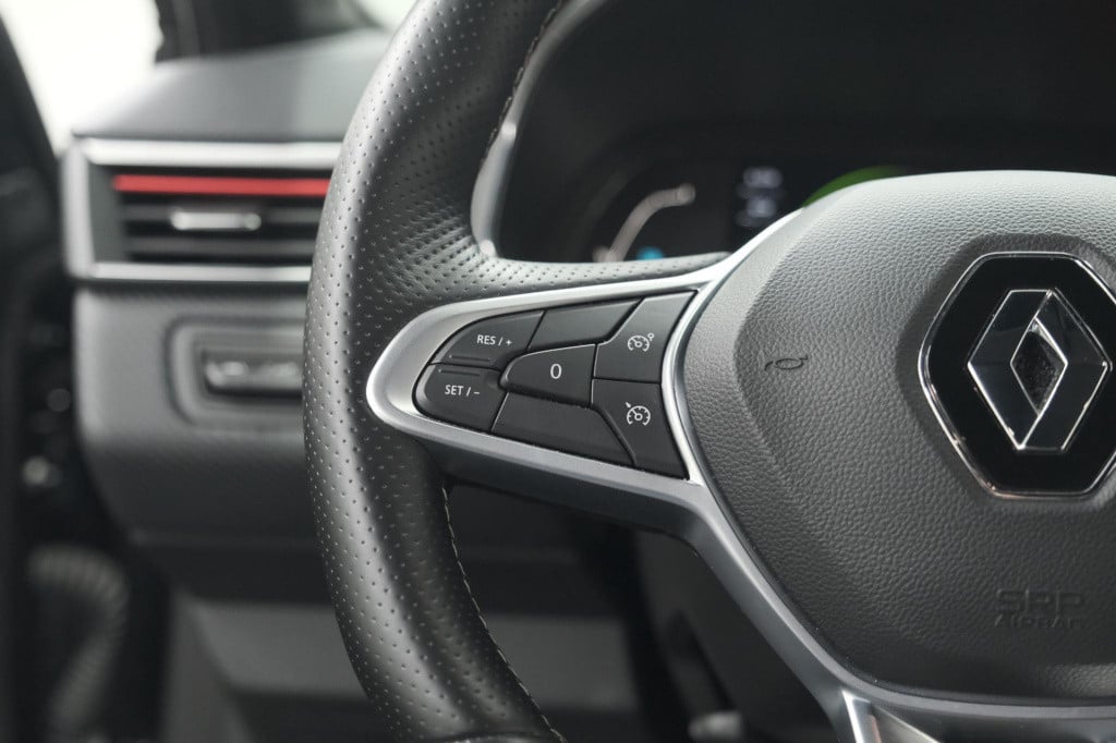 Renault Clio 1.6 e-tech hybrid 140 r.s. line | 360 camera | apple carplay |