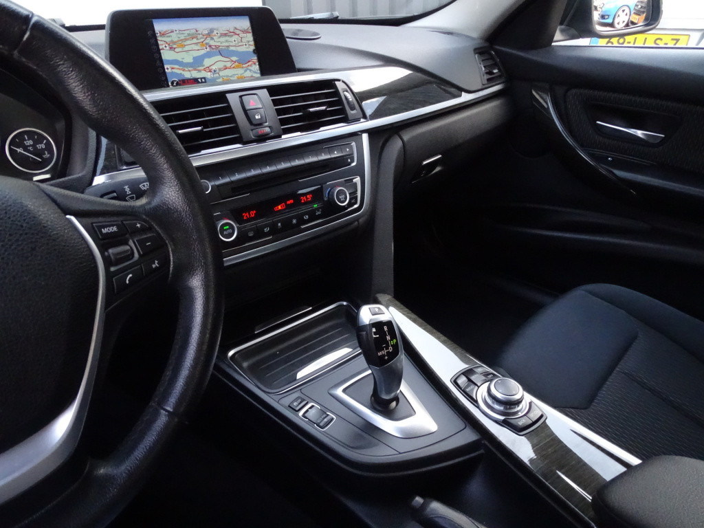 BMW 3-serie 316i executive sport automaat | bi-xenon | afn. trekhaak