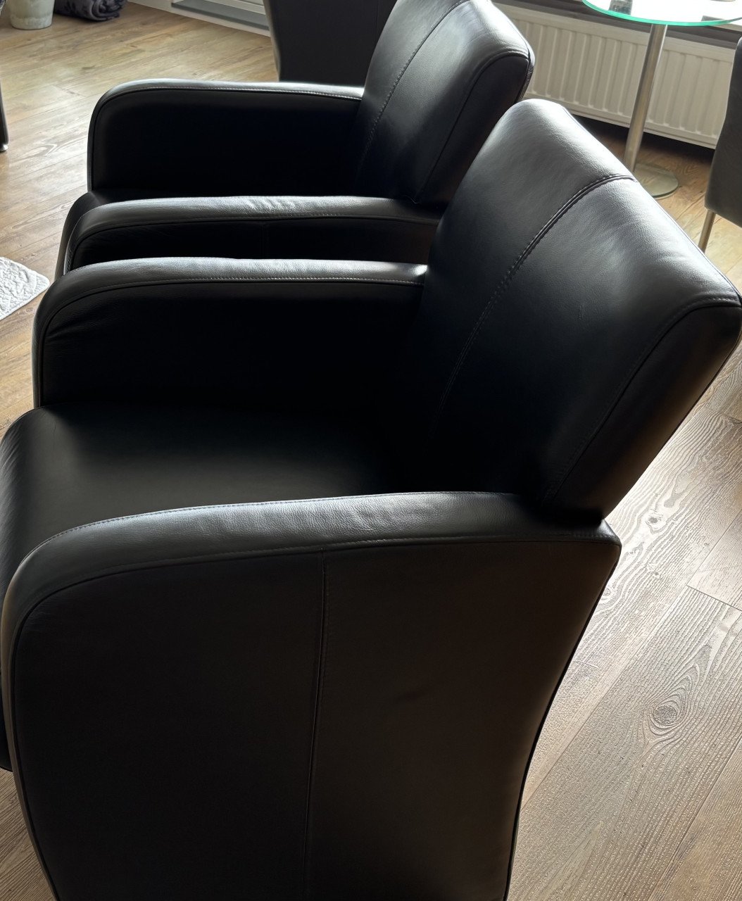4 leren eetkamer fauteuiltjes