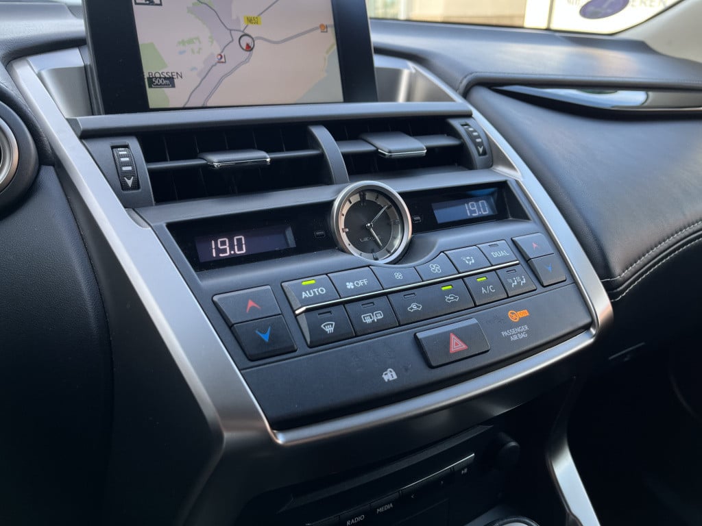 Lexus Nx 300h business line pro | camera | cruise | navi