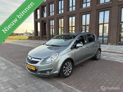 Opel Corsa 1.4-16V 111 Edition Airco Carplay km121.618 Nap 5Deurs BJ2010