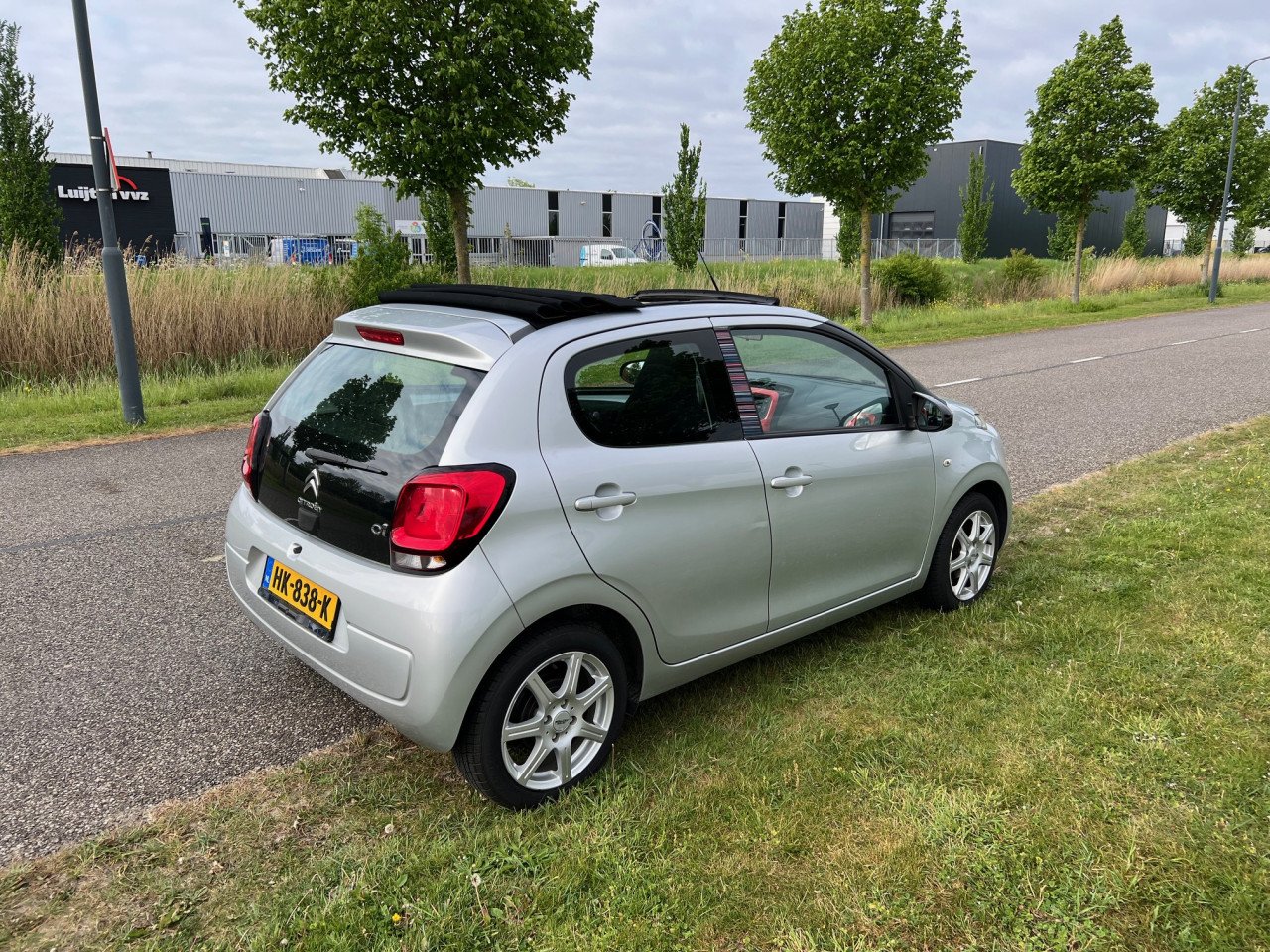 Zeer fraaie Citroen C1 Cabrio uit 2015 met slechts 42.000 km