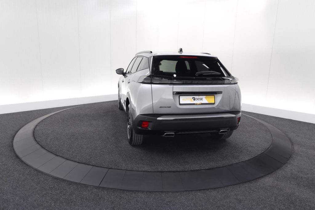 Peugeot 2008 puretech 130 eat8 allure | camera | navigatie | parkeersensore