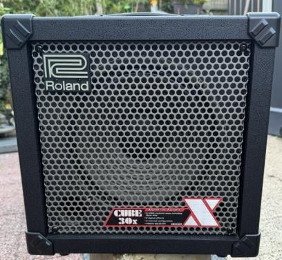 Roland CUBE-30X als nieuw