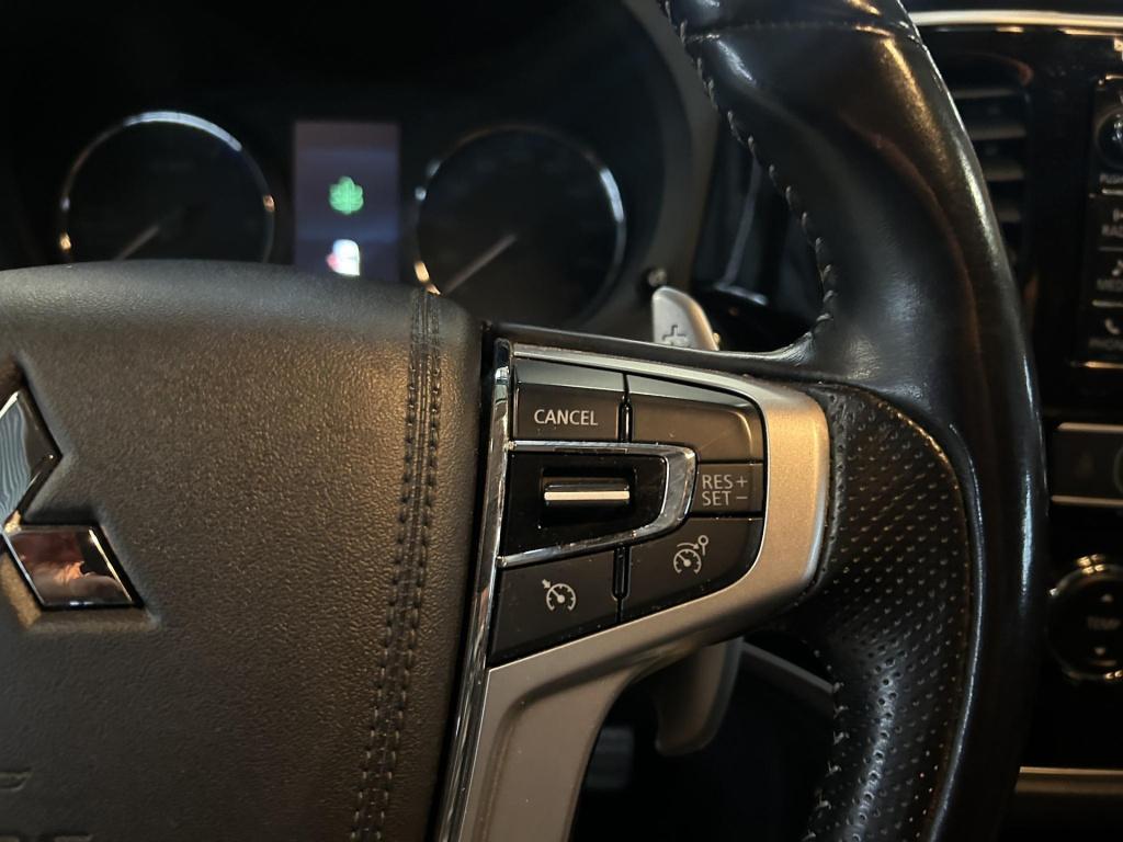 Mitsubishi Outlander 2.4 phev intense