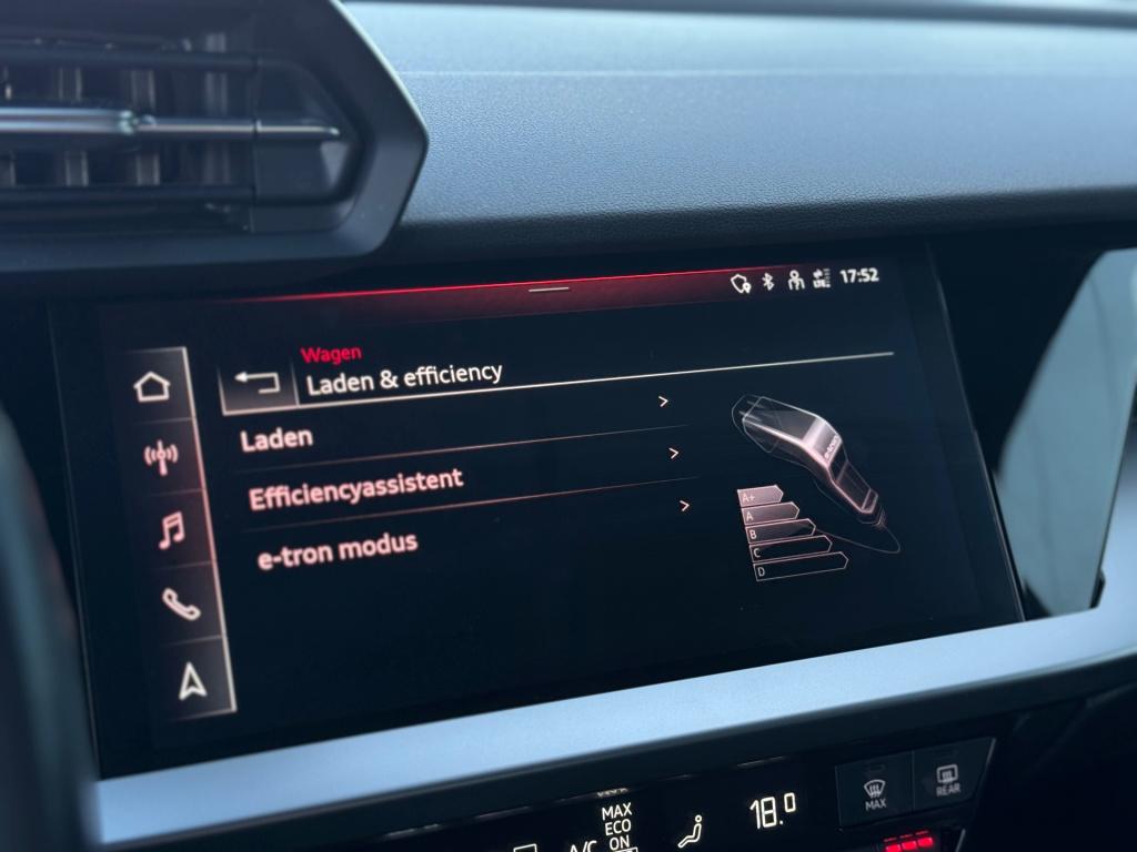 Audi A3 sportback 40 tfsi e s edition * stoelverwarming * keyless * trekhaa