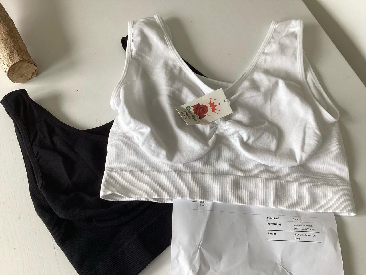 2 splinter nieuwe BHs rekening zit er nog bij maat XL/XXL