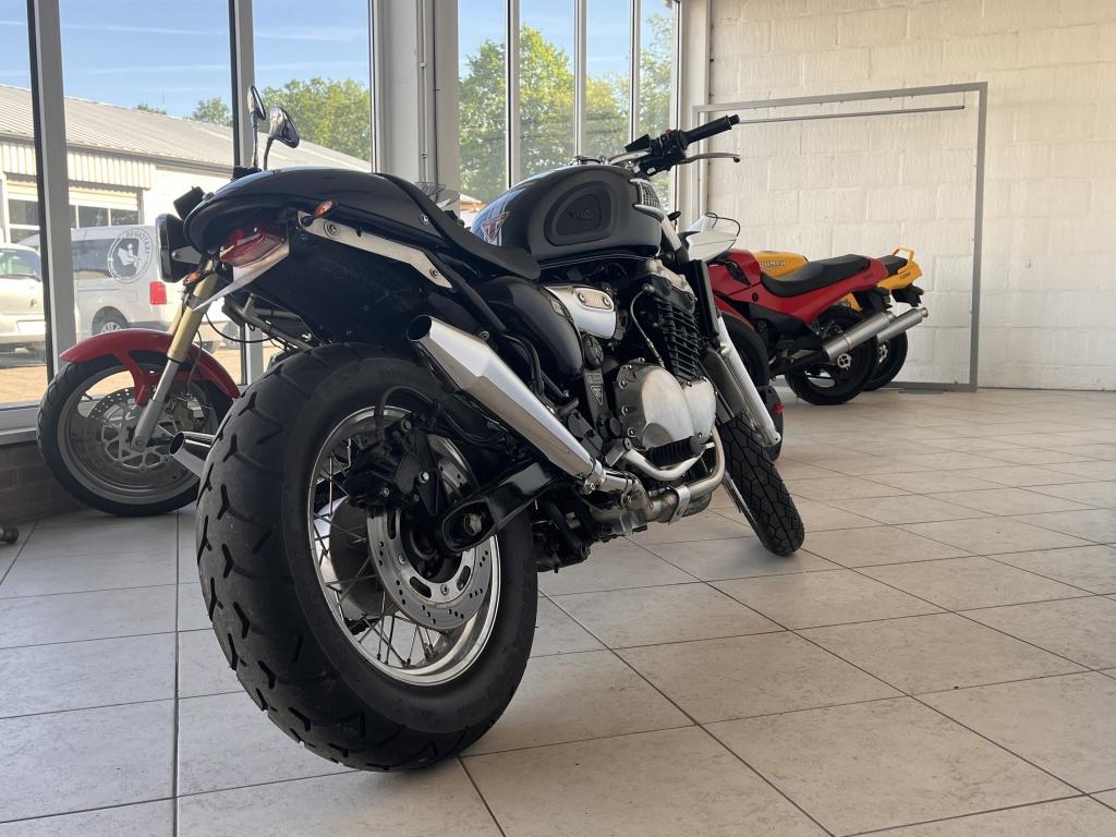 Triumph Thunderbird
