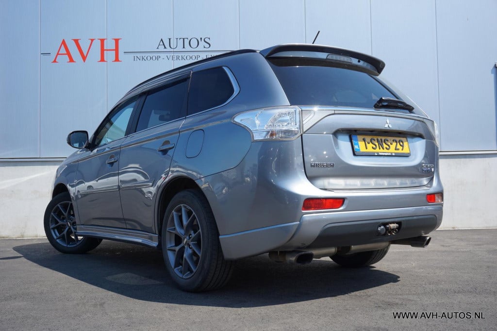 Mitsubishi Outlander 2.0 phev instyle