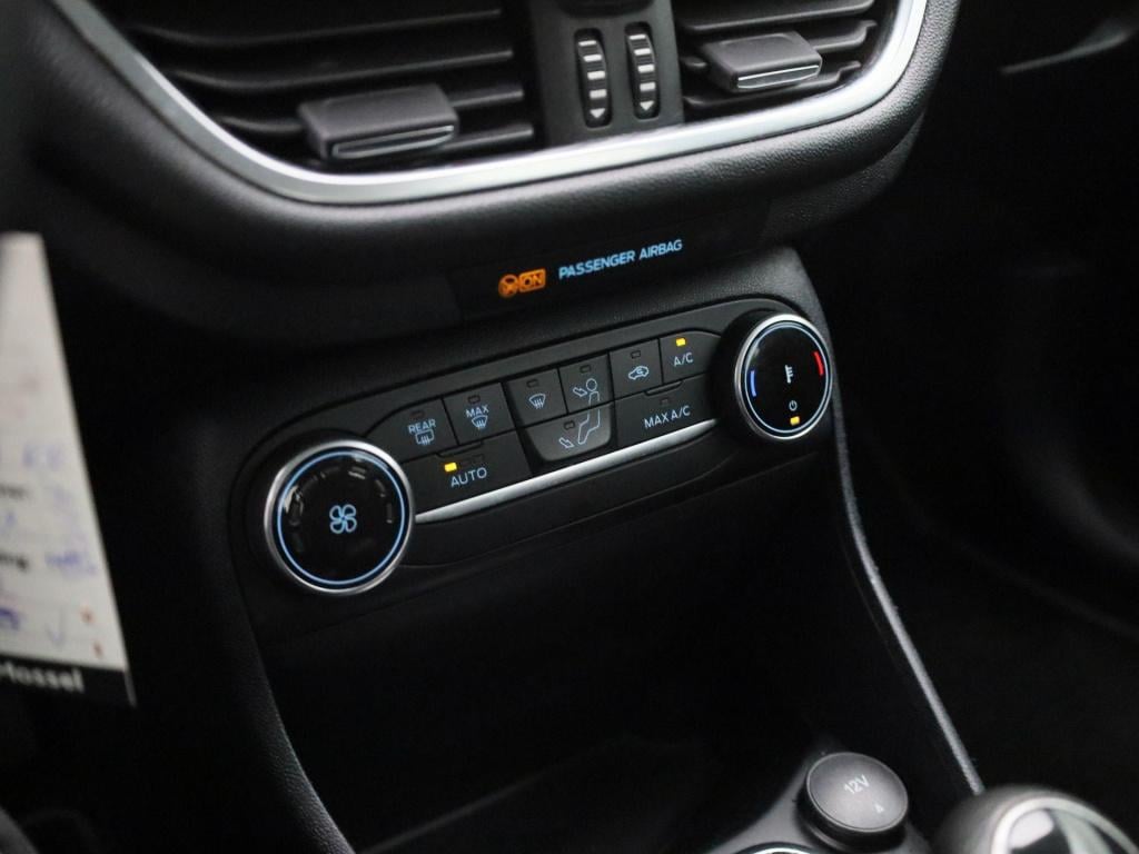 Ford Fiesta 1.0 ecoboost hybrid titanium | apple carplay / android auto | c