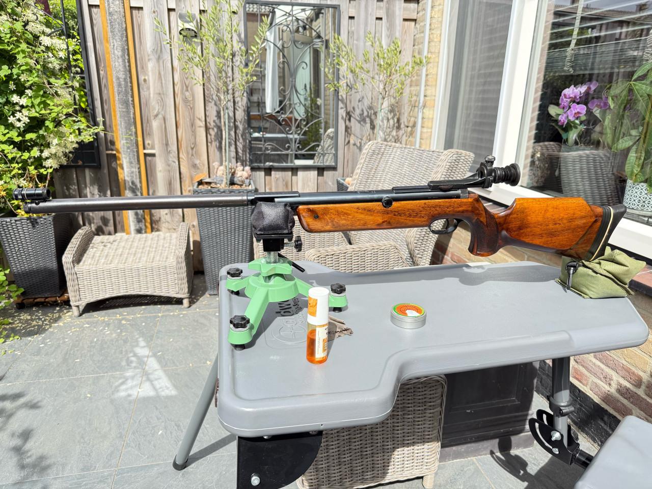 Diana luchtbuks, officieel wedstrijd match geweer.