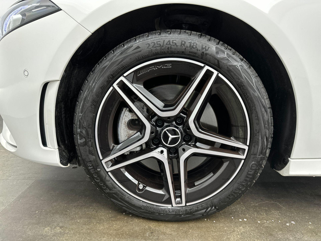 Mercedes-Benz A-Klasse 250 e amg pano sfeer camera night pakket