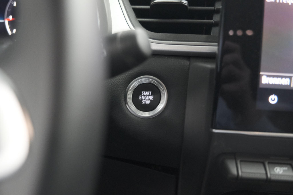 Renault Captur mild hybrid 140 edc techno | 360 camera | 9.3 inch navigatie