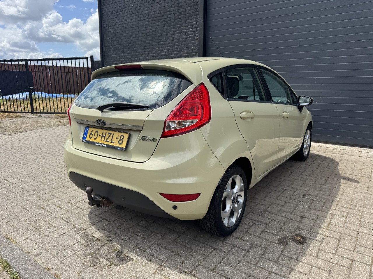Ford Fiesta 1.25 44KW Titanium 5DRS 2009 Wit Airco Apk Nap