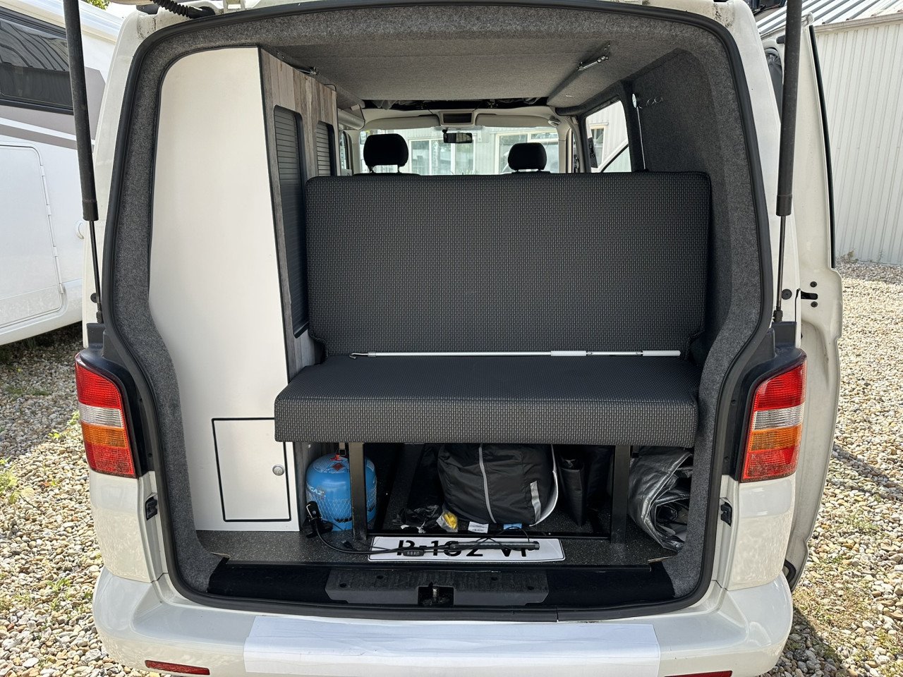 Zaterdag Camperdag! VW transporter T5, bouwjaar 2009, 199.500 km