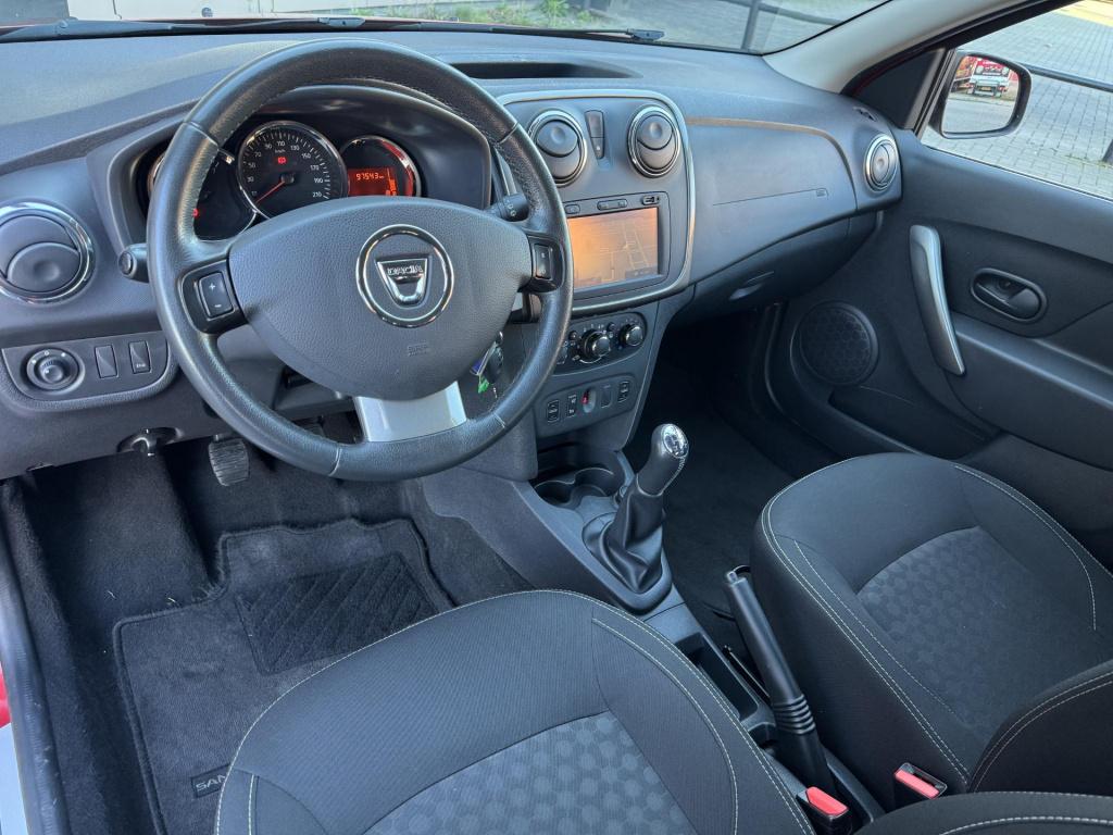 Dacia Logan mcv 0.9 tce lauréate nav pack, airco nl-auto!