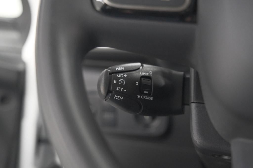 Citroen C3 puretech 82 feel | climate control | apple carplay | cruise cont