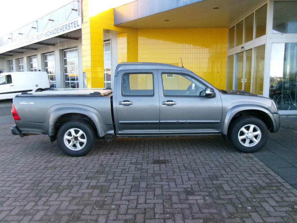 Isuzu D-max 3.0 double cab ls l2/h2 4x4 4wd automaat