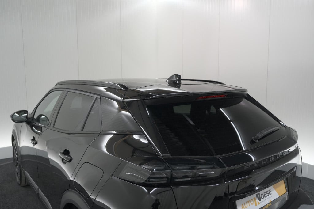 Peugeot 2008 puretech 130 eat8 gt | 360 camera | stoelmassage | adaptieve c