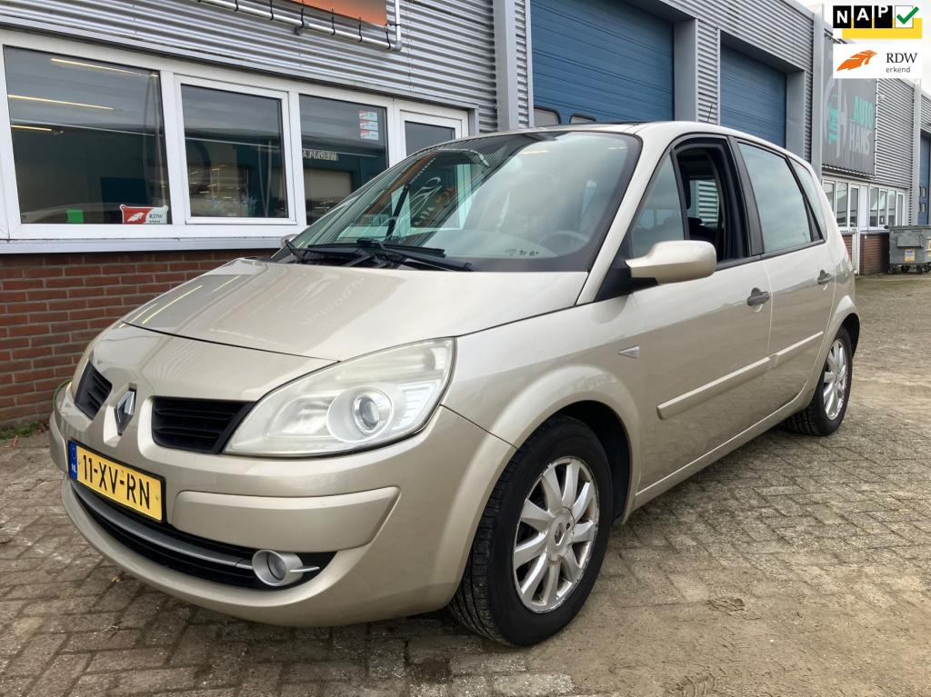 Renault Scenic 2.0-16v tech line navi.trekhaak