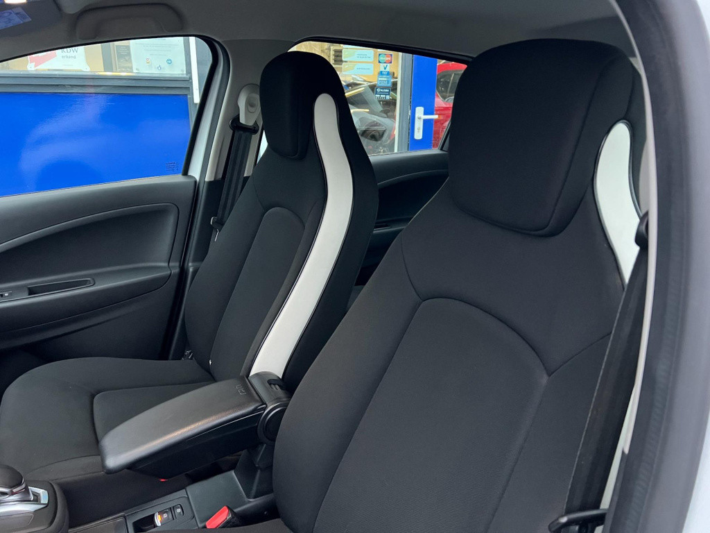 Renault Zoe r110 life carshare 52 kwh, afneembare trekhaak enz..